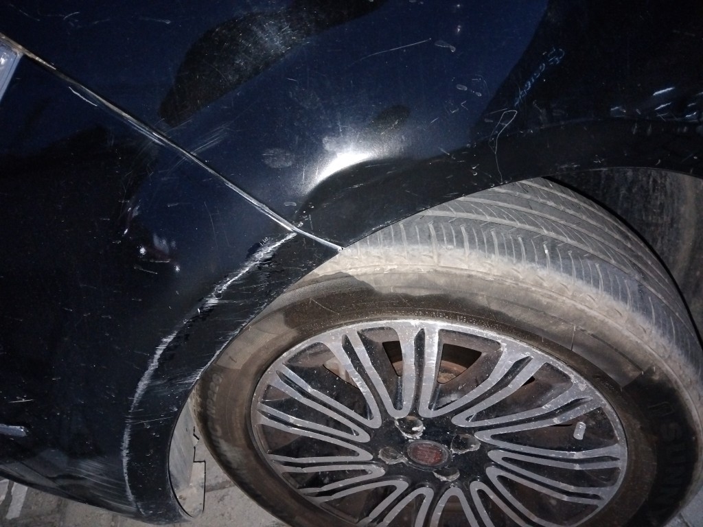 FIAT LINEA 1.8 ESSENCE 16V FLEX 4P MANUAL