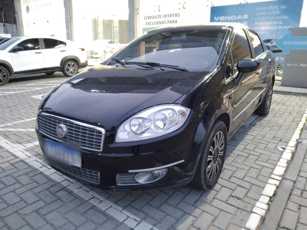 FIAT LINEA 1.8 ESSENCE 16V FLEX 4P MANUAL