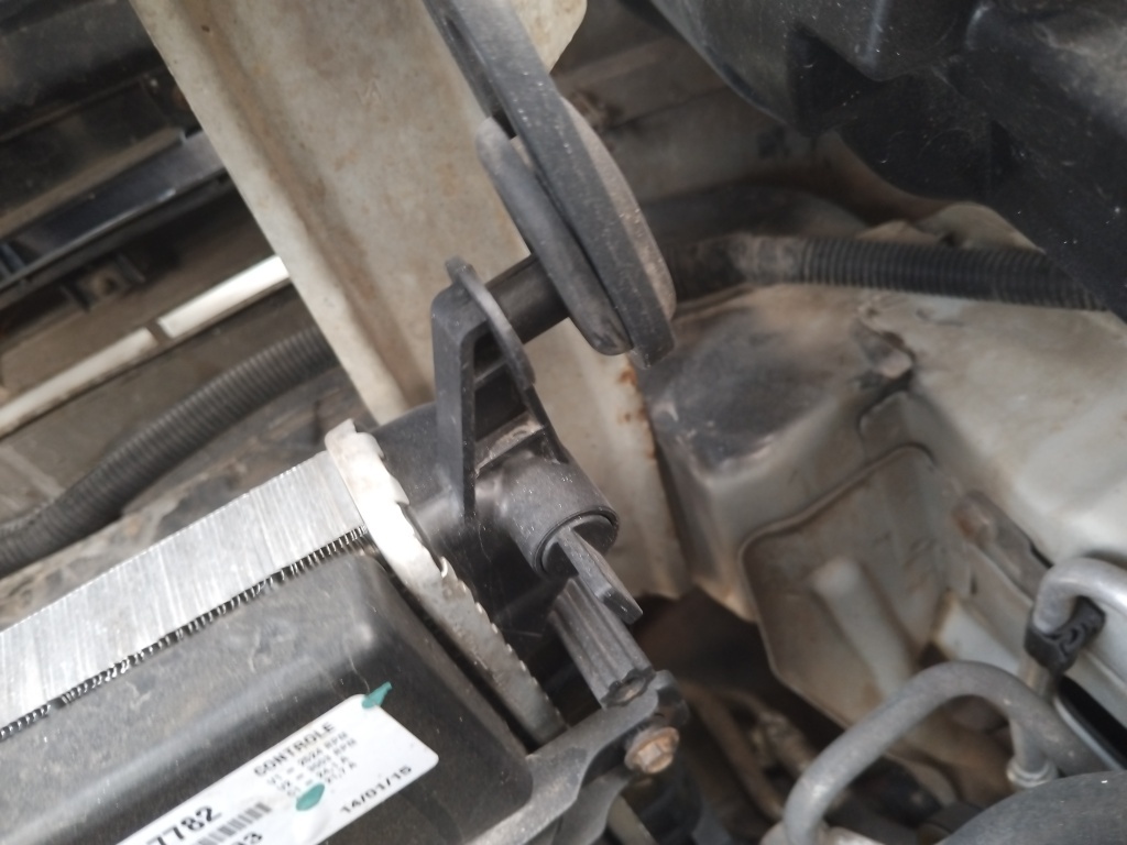 FIAT IDEA 1.4 MPI ATTRACTIVE 8V FLEX 4P MANUAL