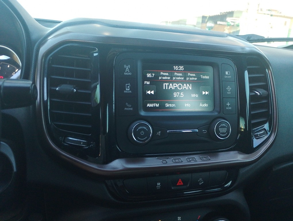 FIAT TORO 2.0 16V TURBO DIESEL RANCH 4WD AT9