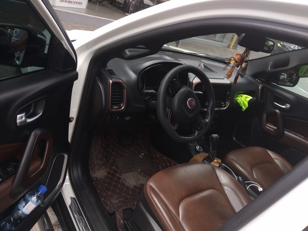 FIAT TORO 2.0 16V TURBO DIESEL RANCH 4WD AT9