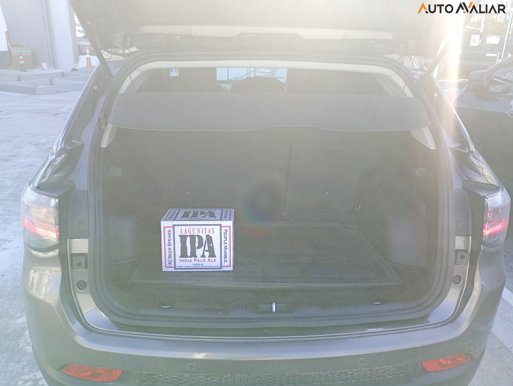 JEEP COMPASS 1.3 T270 TURBO FLEX LONGITUDE AT6