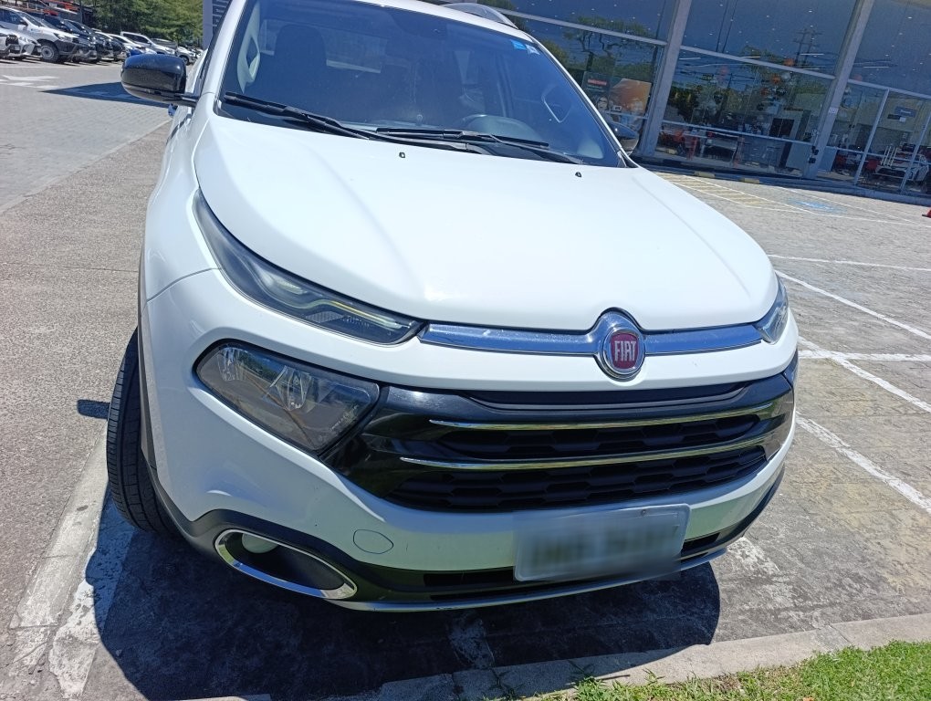 FIAT TORO 2.0 16V TURBO DIESEL VOLCANO 4WD AT9