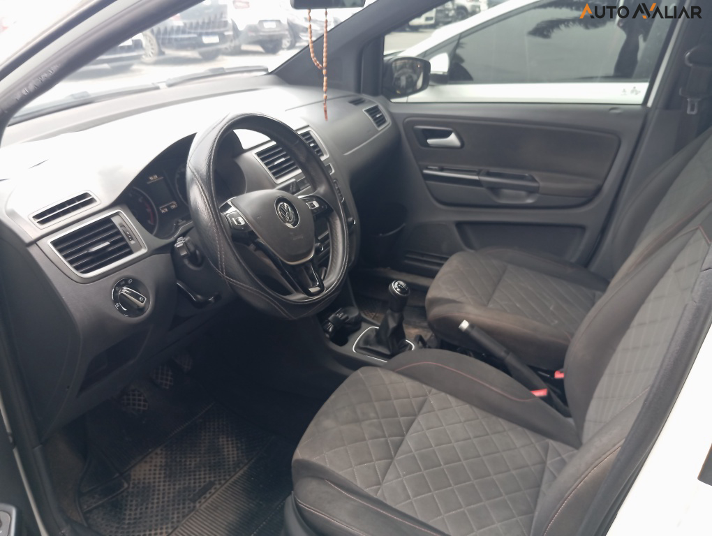 VOLKSWAGEN FOX 1.6 MSI TOTAL FLEX XTREME 4P MANUAL