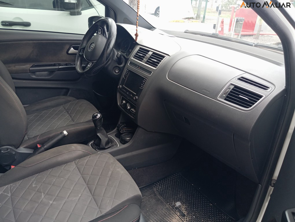 VOLKSWAGEN FOX 1.6 MSI TOTAL FLEX XTREME 4P MANUAL