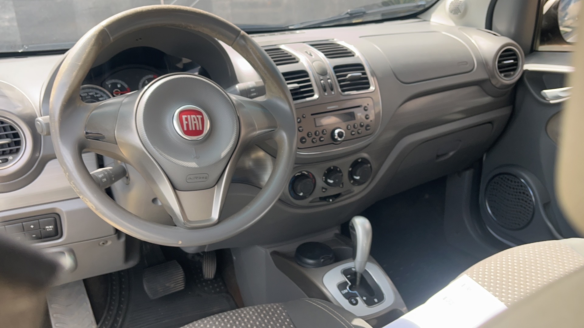 FIAT SIENA 1.6 MPI ESSENCE 16V FLEX 4P AUTOMATIZADO