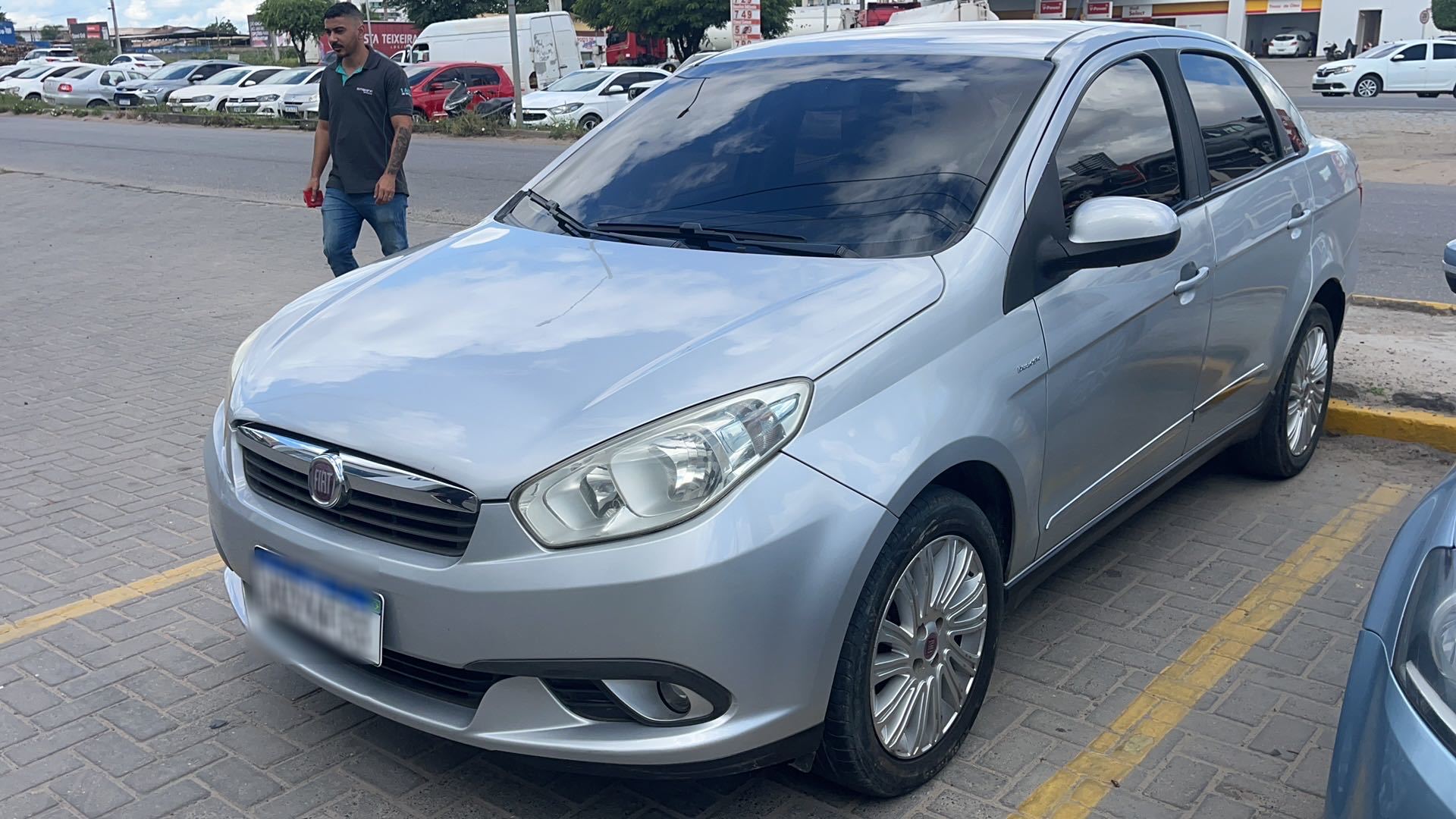FIAT SIENA 1.6 MPI ESSENCE 16V FLEX 4P AUTOMATIZADO