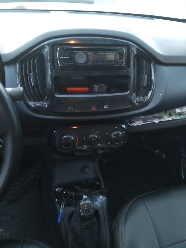 FIAT UNO 1.0 EVO ATTRACTIVE 8V FLEX 4P MANUAL