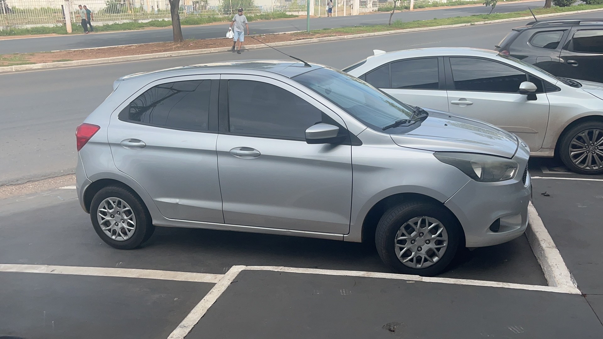 FORD KA 1.0 SE / SE PLUS TI-VCT FLEX