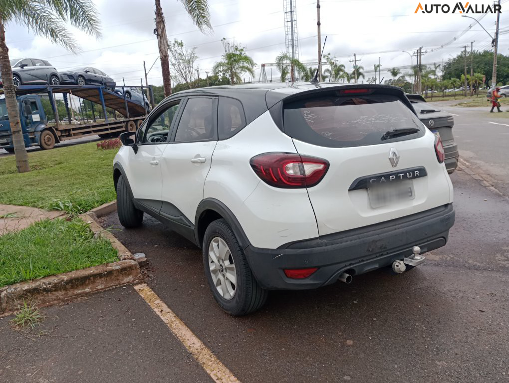 RENAULT CAPTUR 1.6 16V SCE FLEX LIFE X-TRONIC