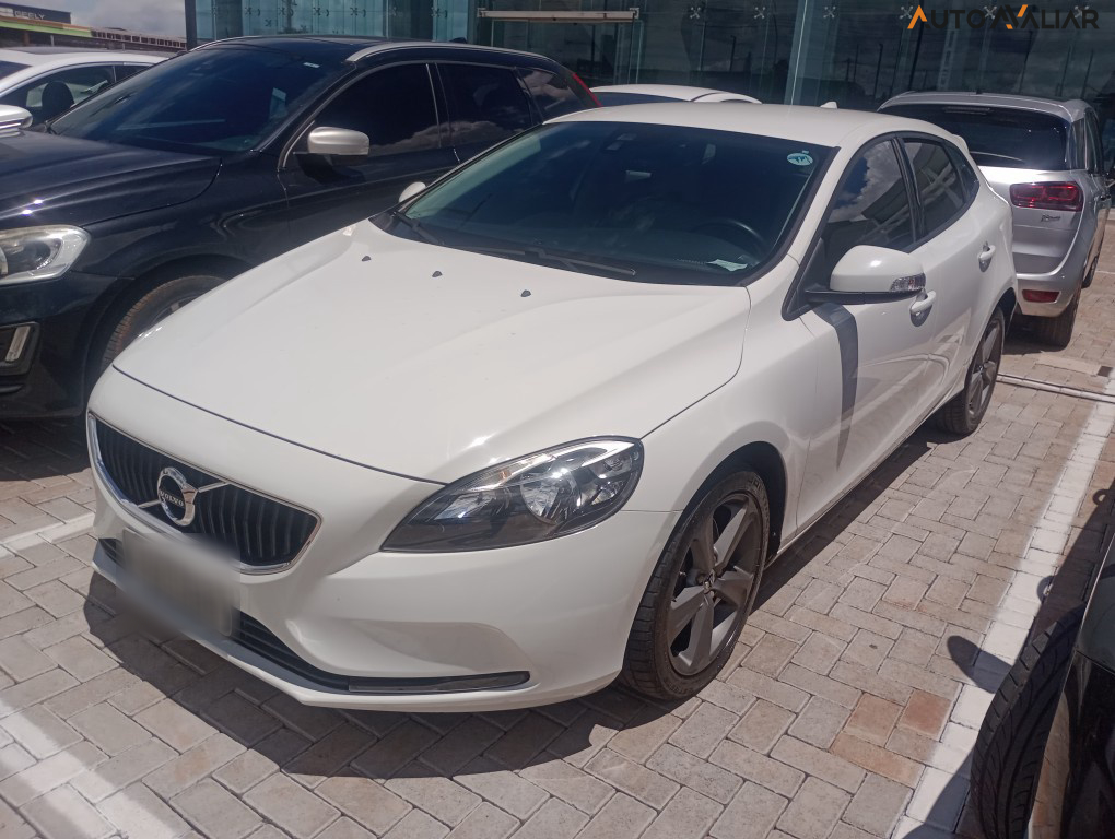 VOLVO V40 2.0 T4 KINETIC GASOLINA 4P AUTOMATICO