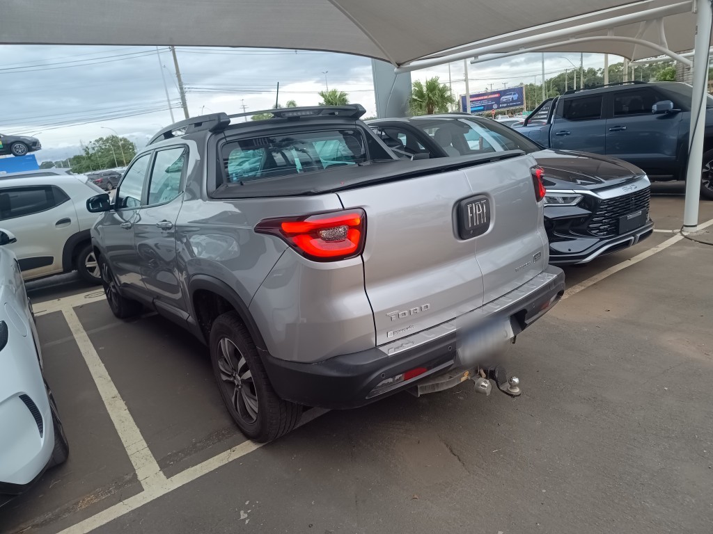 FIAT TORO 2.0 16V TURBO DIESEL FREEDOM 4WD AT9