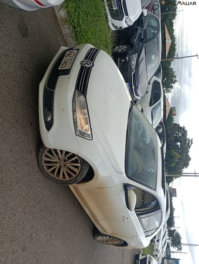 VOLKSWAGEN JETTA 2.0 TSI HIGHLINE 211CV GASOLINA 4P TIPTRONIC