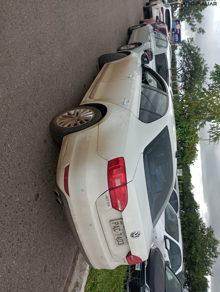 VOLKSWAGEN JETTA 2.0 TSI HIGHLINE 211CV GASOLINA 4P TIPTRONIC