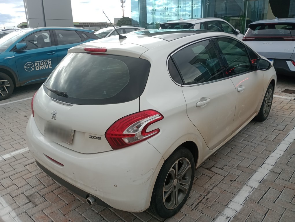 PEUGEOT 208 1.6 GRIFFE 16V FLEX 4P MANUAL