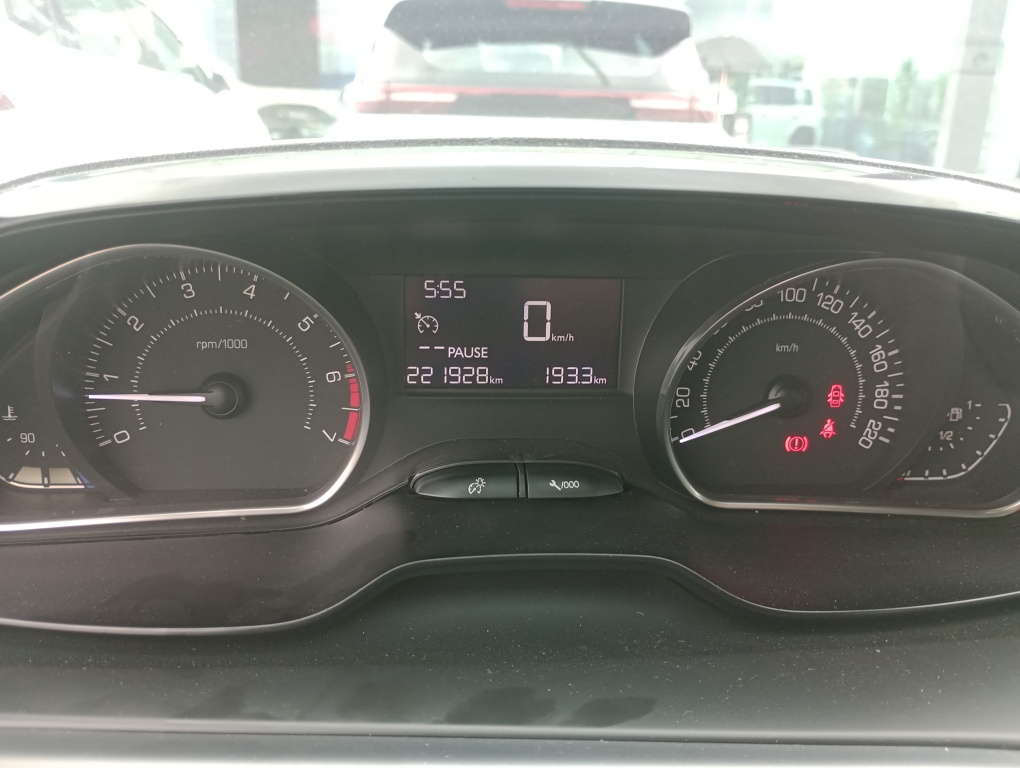 PEUGEOT 208 1.6 GRIFFE 16V FLEX 4P MANUAL