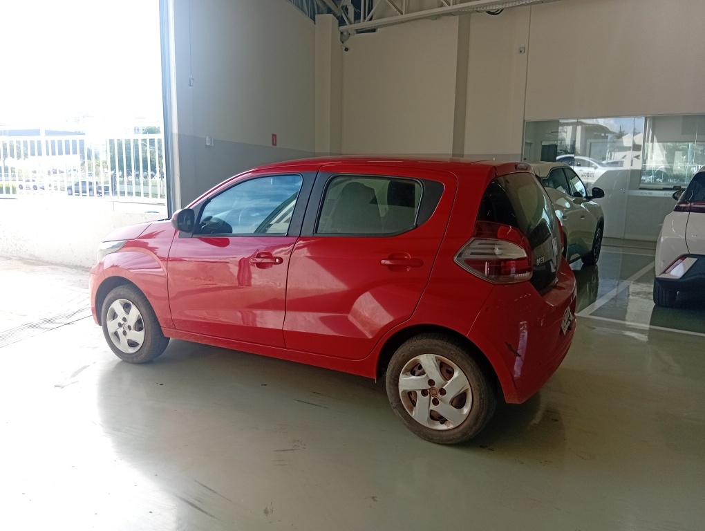 FIAT MOBI 1.0 8V EVO FLEX LIKE. MANUAL