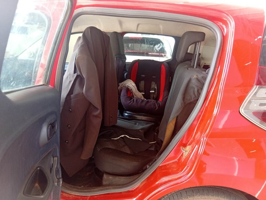 FIAT MOBI 1.0 8V EVO FLEX LIKE. MANUAL