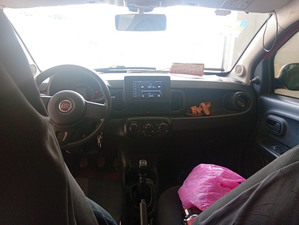 FIAT MOBI 1.0 8V EVO FLEX LIKE. MANUAL