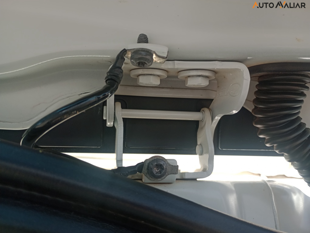 LAND ROVER DISCOVERY SPORT 2.0 D180 TURBO DIESEL SE AUTOMATICO