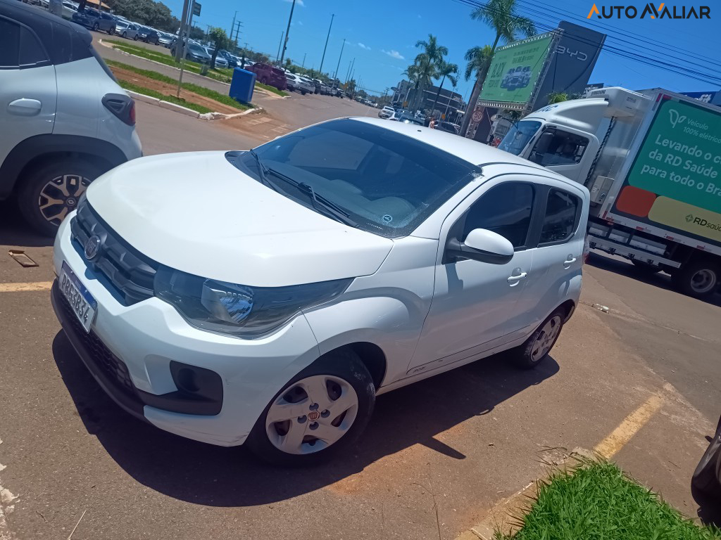 FIAT MOBI 1.0 8V EVO FLEX LIKE. MANUAL