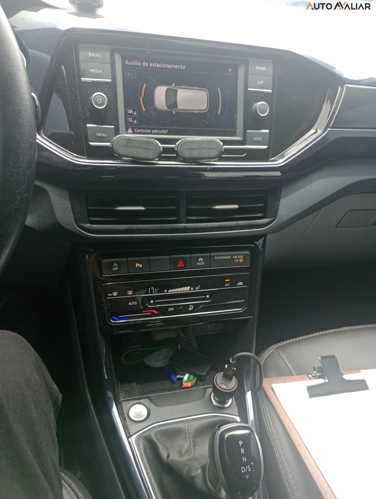 VOLKSWAGEN T-CROSS 1.0 200 TSI TOTAL FLEX COMFORTLINE AUTOM&Aacute;TICO