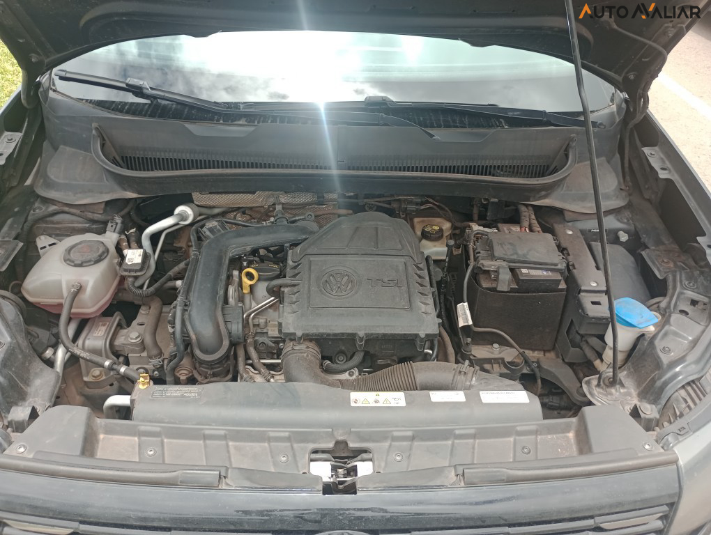 VOLKSWAGEN T-CROSS 1.0 200 TSI TOTAL FLEX COMFORTLINE AUTOM&Aacute;TICO