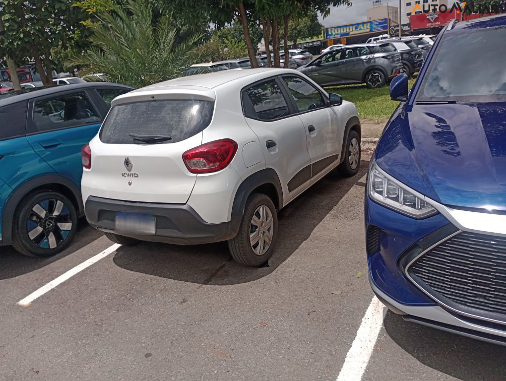 RENAULT KWID 1.0 12V SCE FLEX ZEN MANUAL