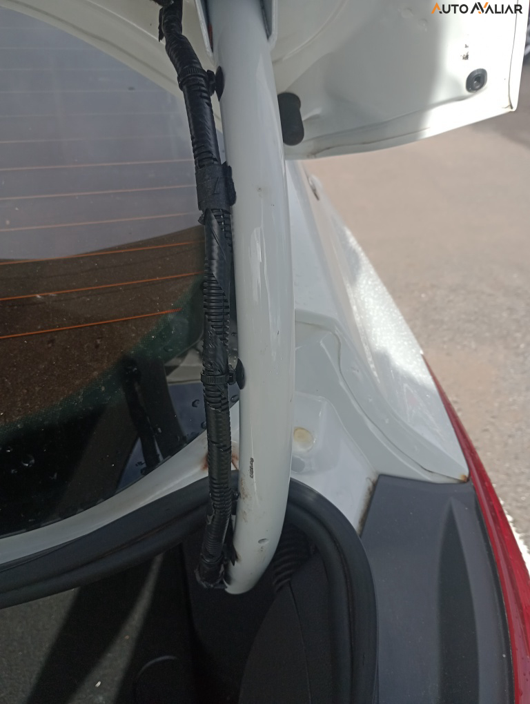 FORD FOCUS 2.0 TITANIUM SEDAN 16V FLEX 4P AUTOMATICO