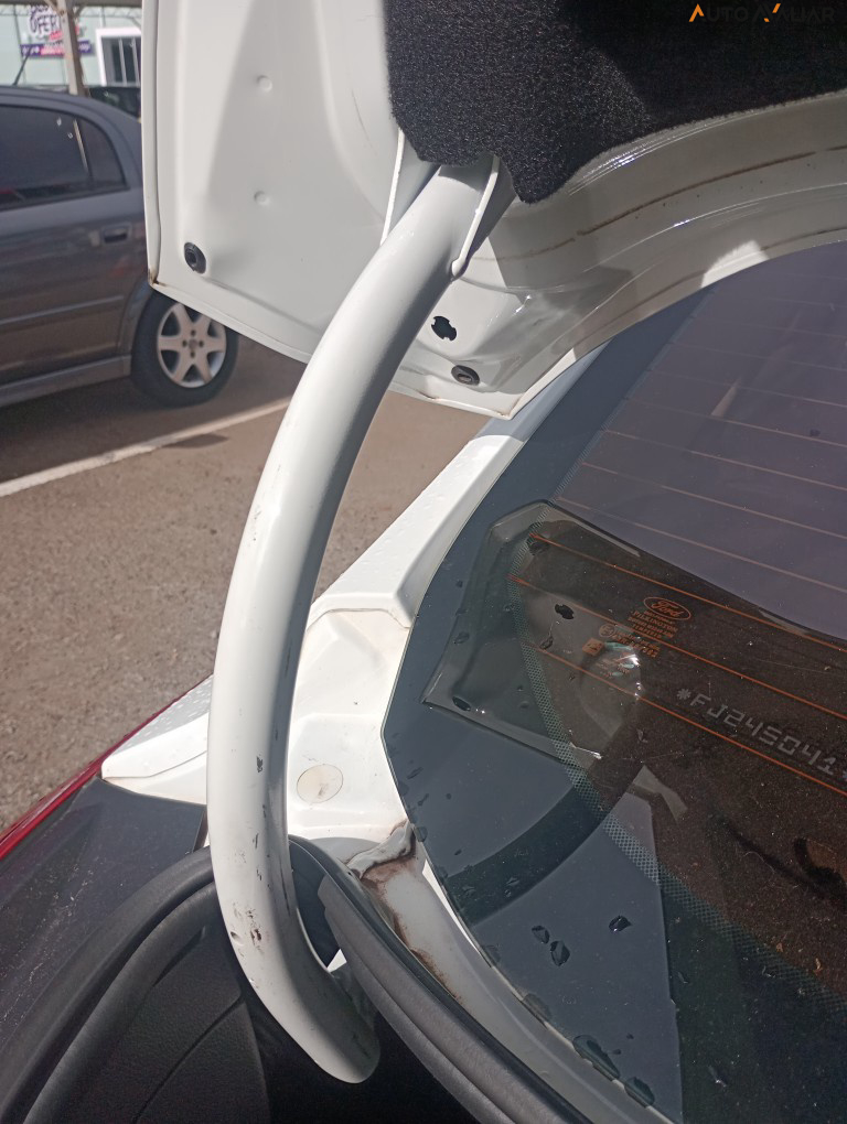 FORD FOCUS 2.0 TITANIUM SEDAN 16V FLEX 4P AUTOMATICO