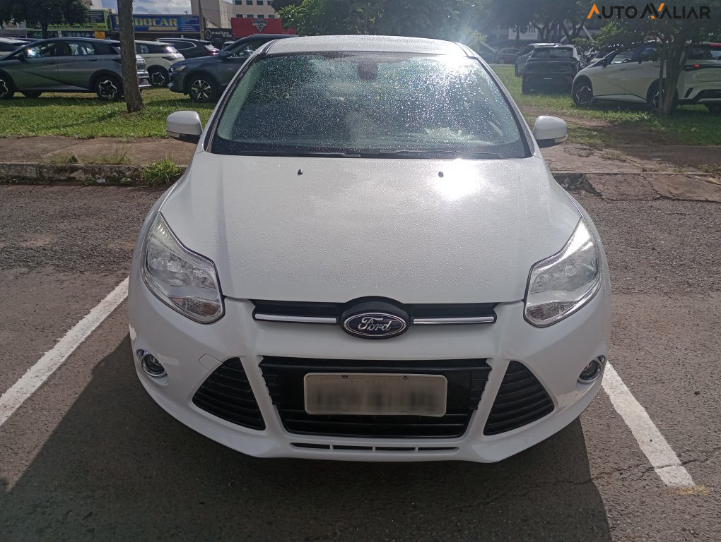 FORD FOCUS 2.0 TITANIUM SEDAN 16V FLEX 4P AUTOMATICO