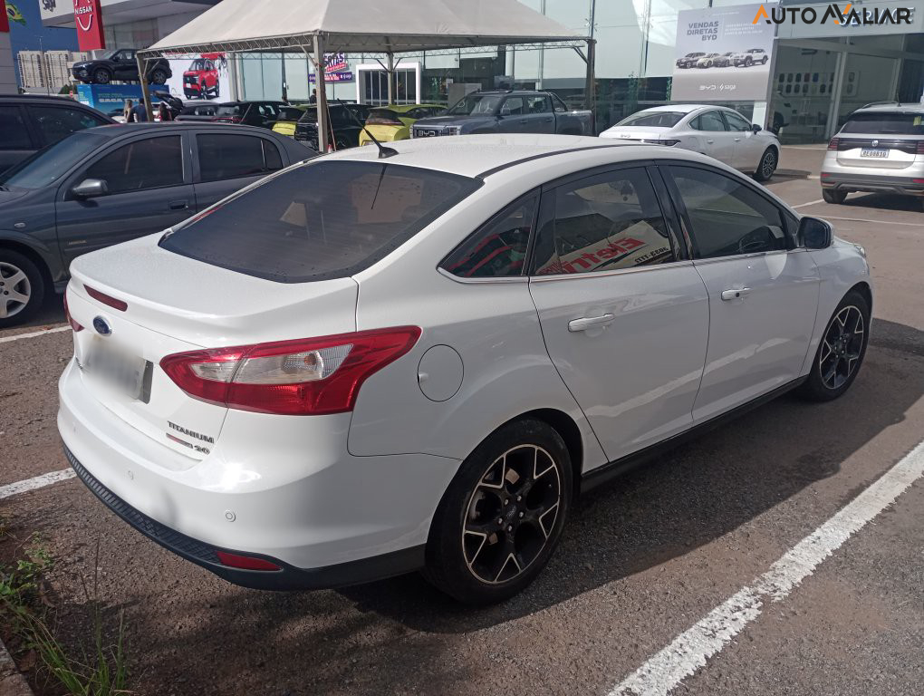 FORD FOCUS 2.0 TITANIUM SEDAN 16V FLEX 4P AUTOMATICO