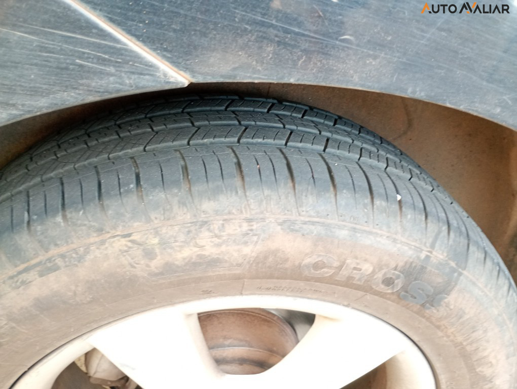 HYUNDAI SANTA FE 2.7 MPFI GLS V6 24V 200CV GASOLINA 4P AUTOMATICO