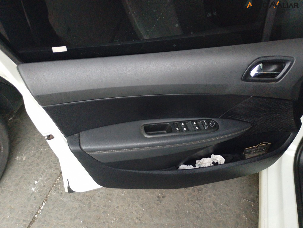 PEUGEOT 308 2.0 ALLURE 16V FLEX 4P AUTOMATICO