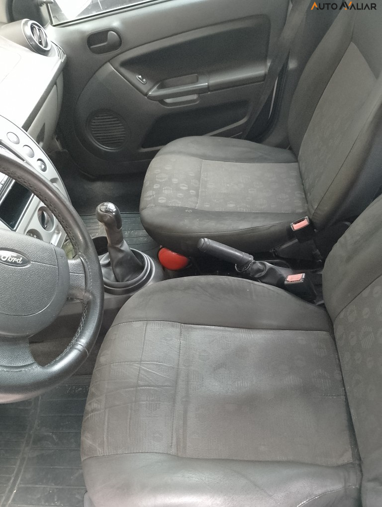 FORD FIESTA 1.0 ROCAM HATCH 8V FLEX 4P MANUAL