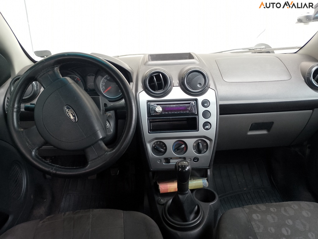 FORD FIESTA 1.0 ROCAM HATCH 8V FLEX 4P MANUAL