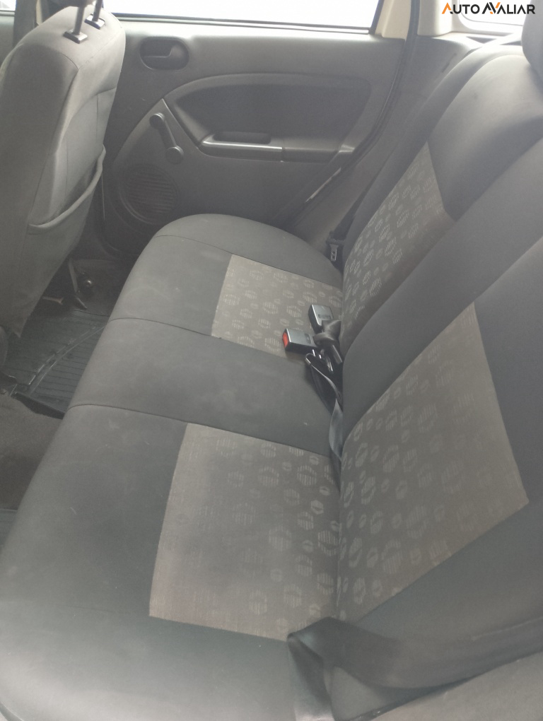 FORD FIESTA 1.0 ROCAM HATCH 8V FLEX 4P MANUAL