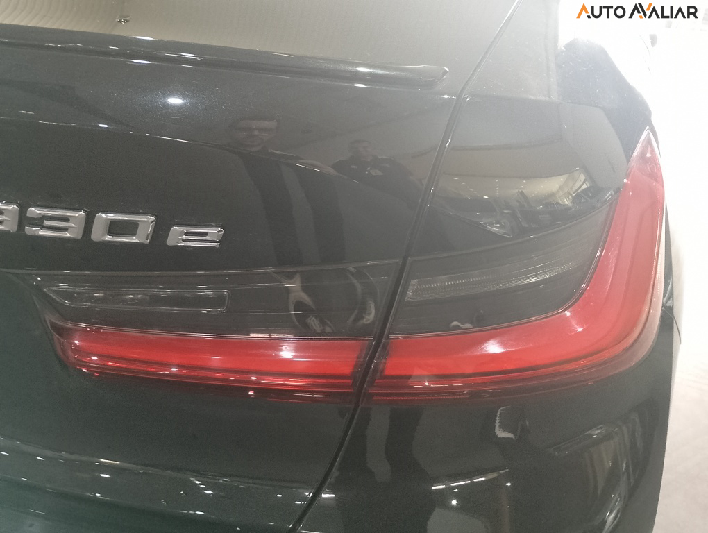 BMW 330E 2.0 16V TURBO H&Atilde;BRIDO M SPORT AUTOM&Aacute;TICO