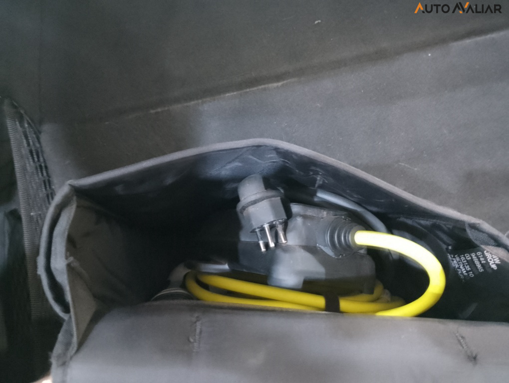 BMW 330E 2.0 16V TURBO H&Atilde;BRIDO M SPORT AUTOM&Aacute;TICO