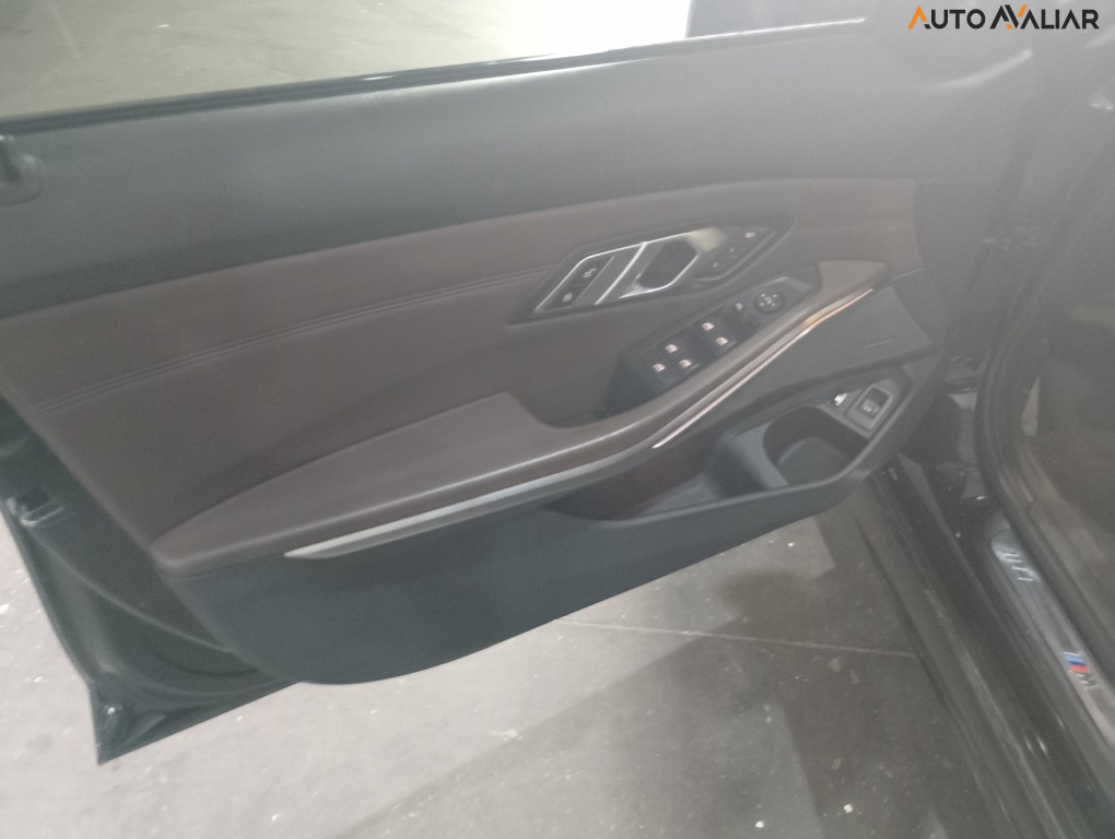 BMW 330E 2.0 16V TURBO H&Atilde;BRIDO M SPORT AUTOM&Aacute;TICO