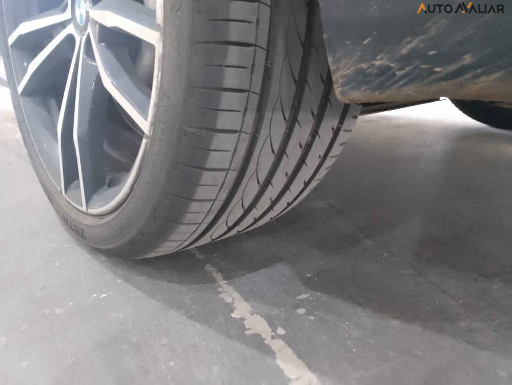 BMW 330E 2.0 16V TURBO H&Atilde;BRIDO M SPORT AUTOM&Aacute;TICO