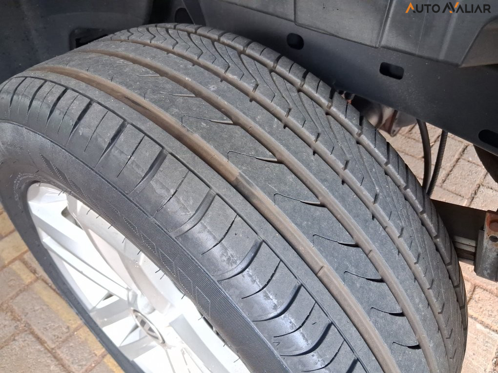 VOLKSWAGEN AMAROK 2.0 HIGHLINE 4X4 CD 16V TURBO INTERCOOLER DIESEL 4P AUTOMATICO