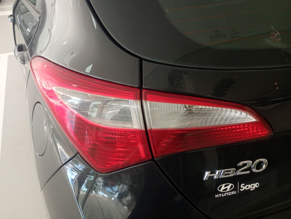 HYUNDAI HB20 1.0 COMFORT 12V FLEX 4P MANUAL
