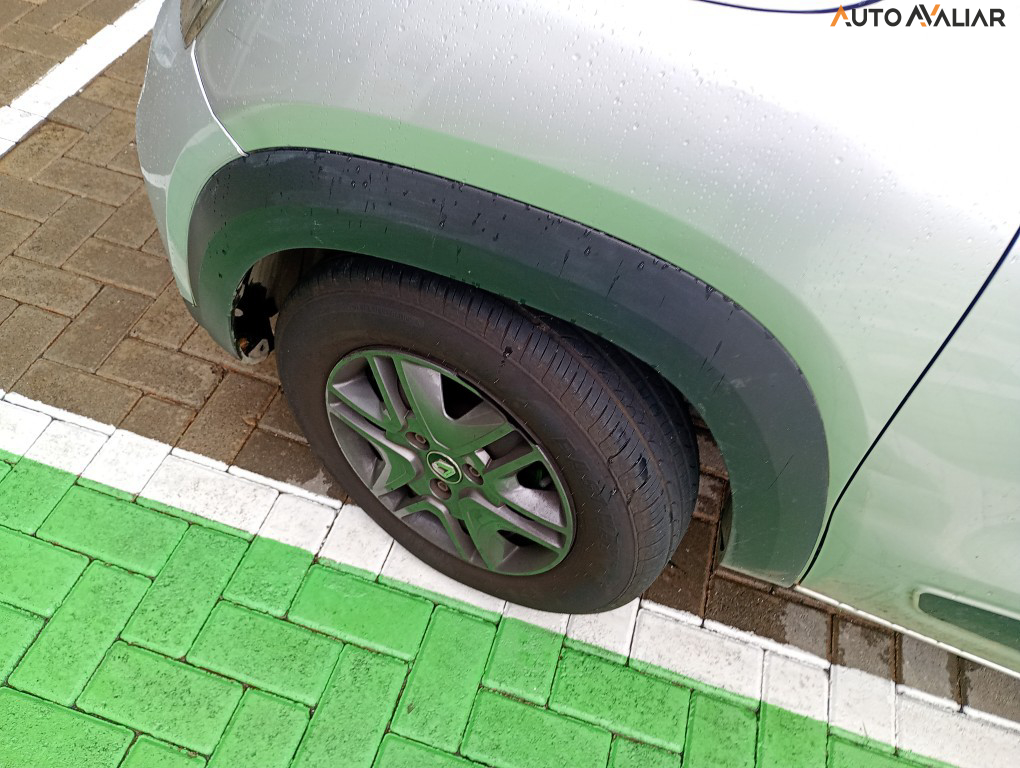 RENAULT KWID 1.0 12V SCE FLEX INTENSE MANUAL