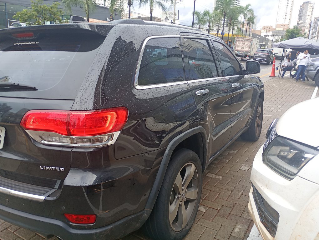 JEEP GRAND CHEROKEE 3.6 LIMITED 4X4 V6 24V GASOLINA 4P AUTOMATICO
