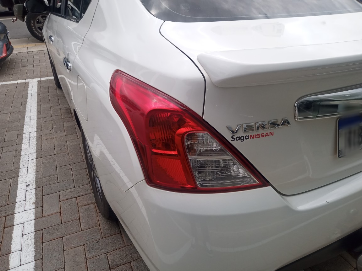 NISSAN VERSA 1.6 16V FLEXSTART SL 4P XTRONIC