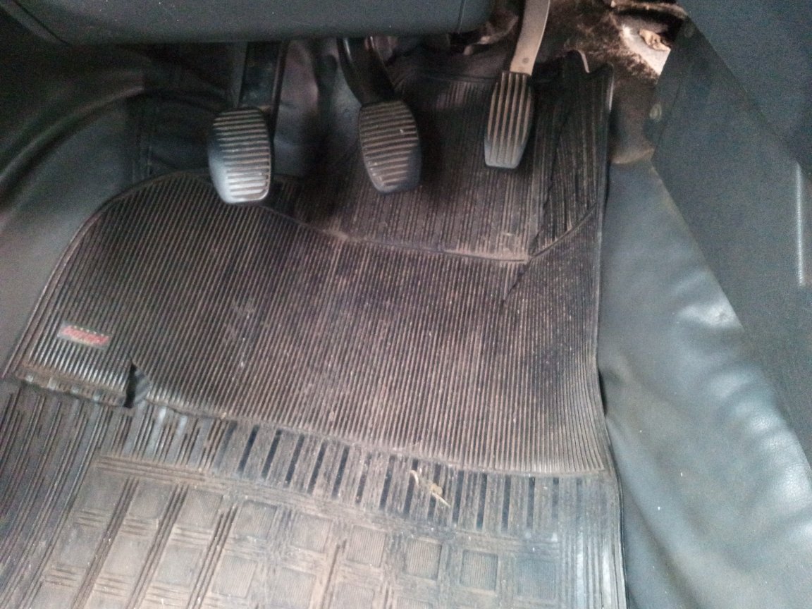 FIAT DOBLO 1.8 MPI HLX 8V FLEX 4P MANUAL