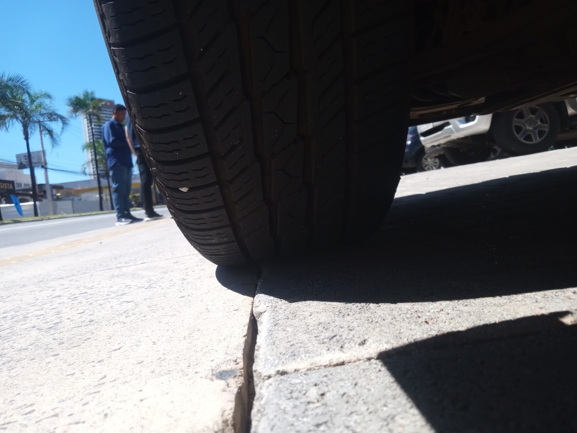 CHEVROLET ONIX 1.0 TURBO FLEX PLUS PREMIER AUTOMATICO