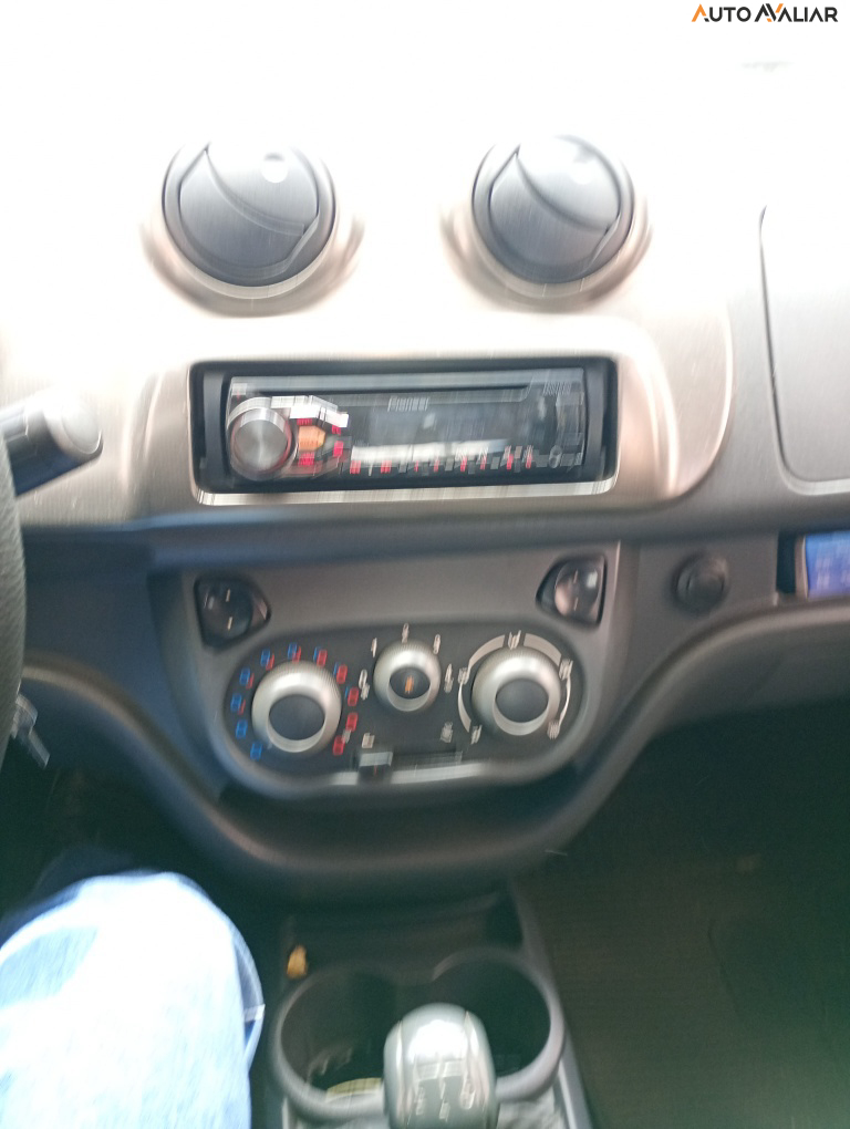 FIAT UNO 1.0 EVO VIVACE 8V FLEX 4P MANUAL