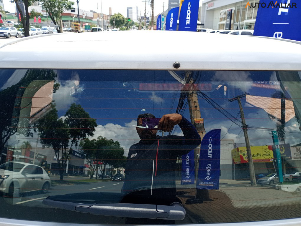 FIAT UNO 1.0 EVO VIVACE 8V FLEX 4P MANUAL